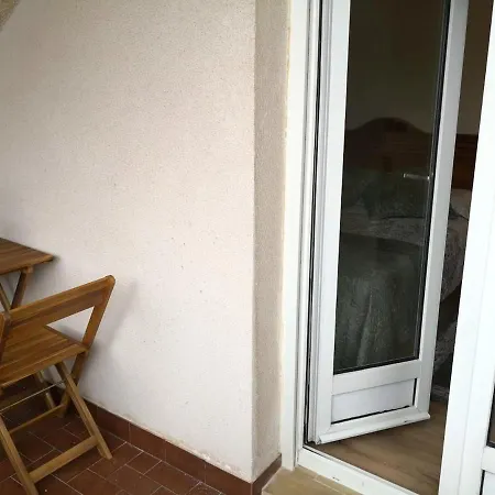 Seaside Terrace With Jacuzzi In Apartment Mogro