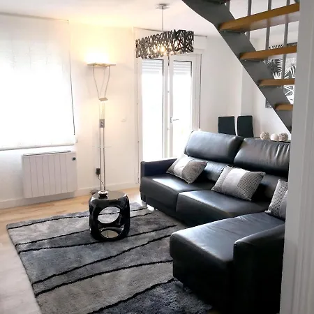 Charming In With Sea And Mountain Views Appartement
