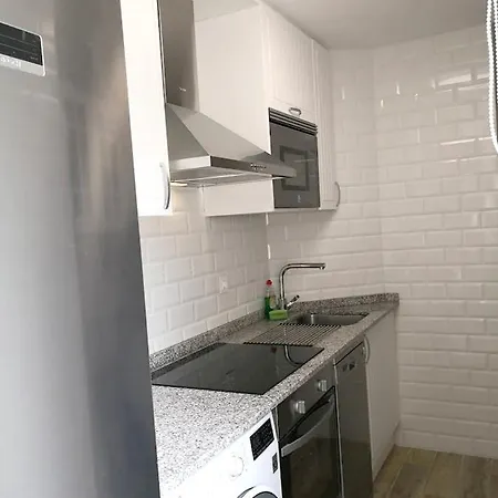 Charming In With Sea And Mountain Views Apartman