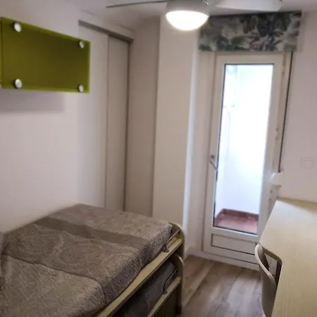 Charming In With Sea And Mountain Views Appartement *