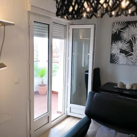 Charming In With Sea And Mountain Views Apartman *